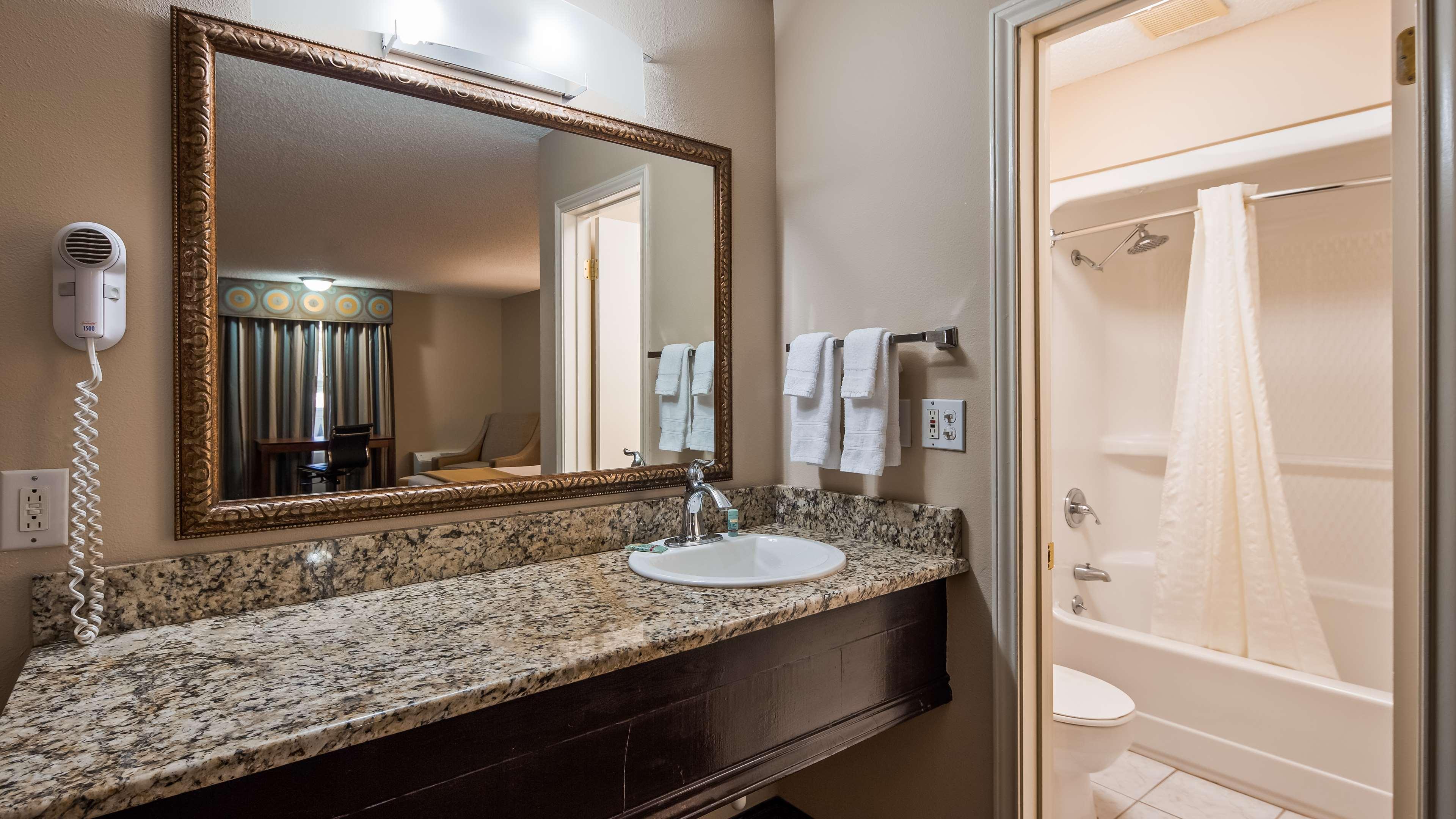 Best Western Sunday House Inn Kerrville Exteriör bild