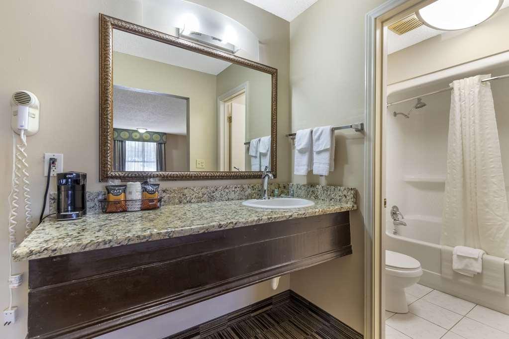 Best Western Sunday House Inn Kerrville Exteriör bild