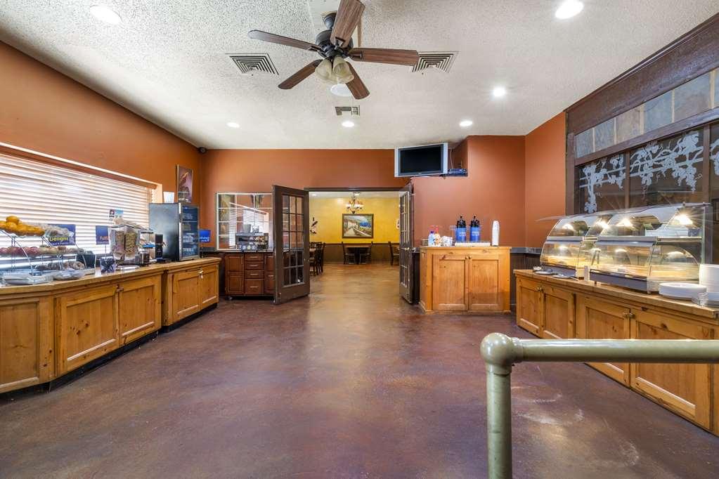 Best Western Sunday House Inn Kerrville Exteriör bild