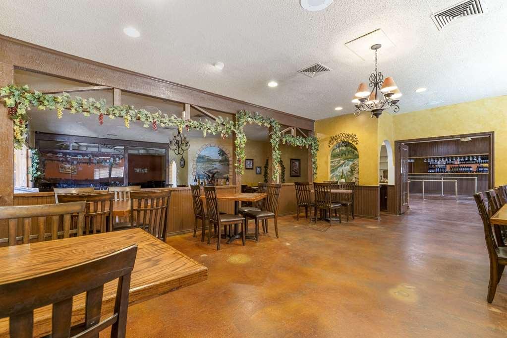 Best Western Sunday House Inn Kerrville Exteriör bild