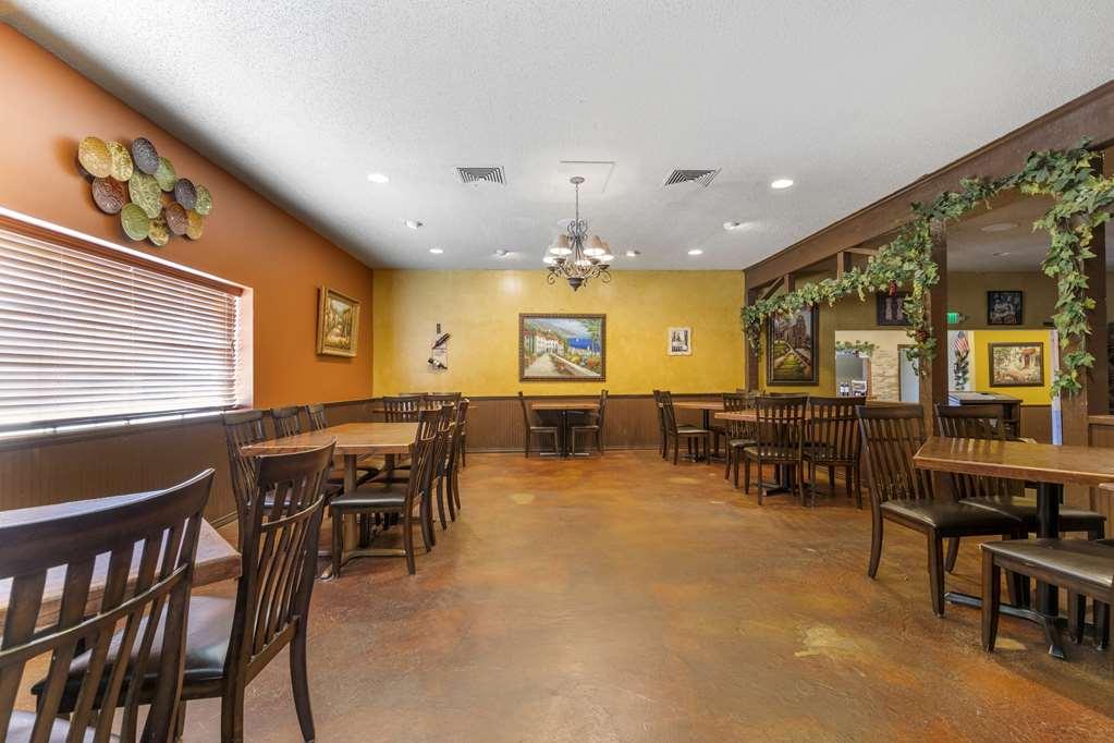 Best Western Sunday House Inn Kerrville Exteriör bild