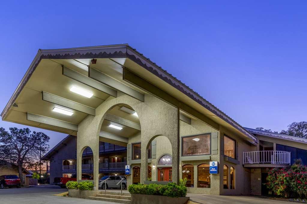 Best Western Sunday House Inn Kerrville Exteriör bild