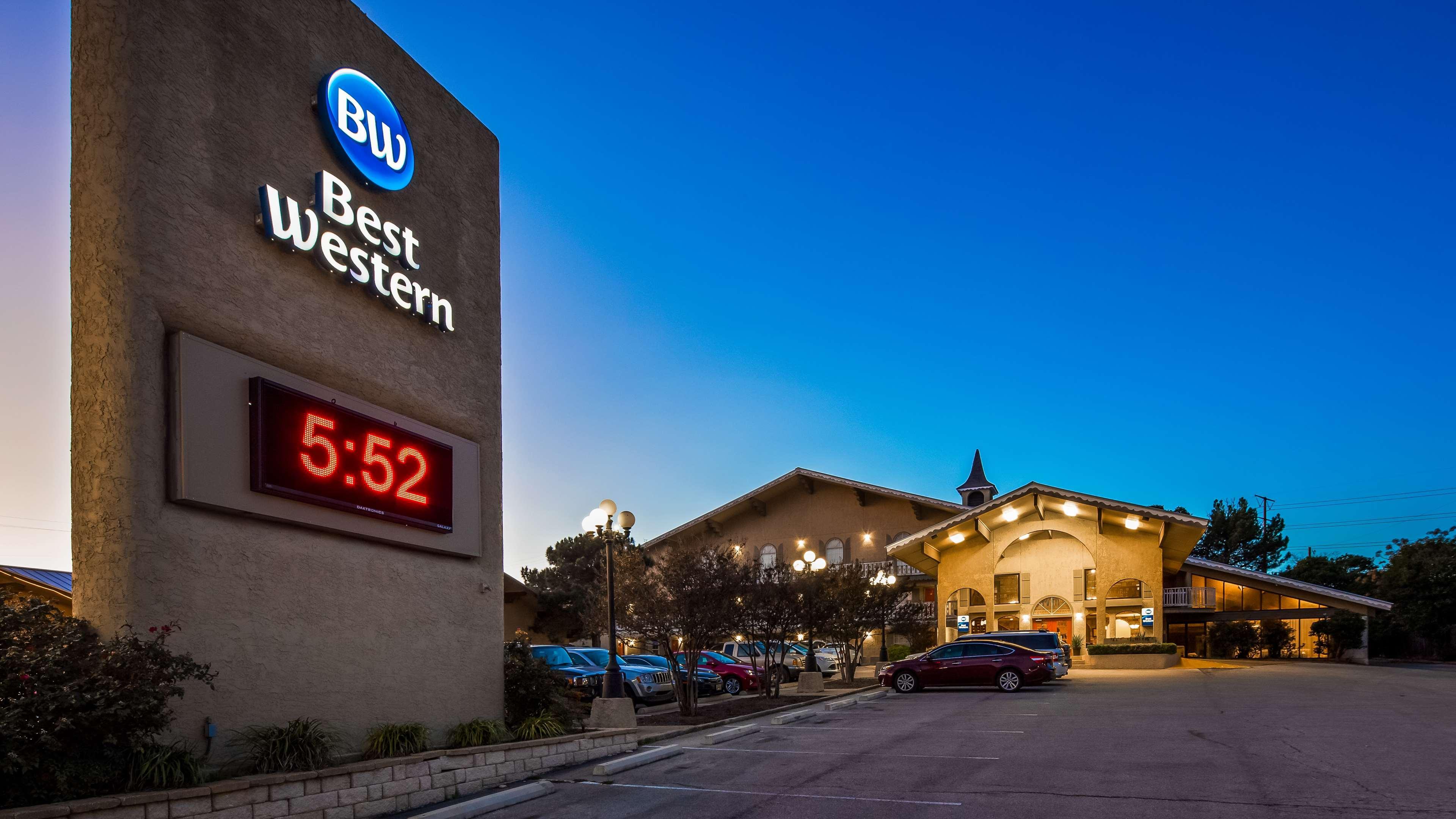 Best Western Sunday House Inn Kerrville Exteriör bild