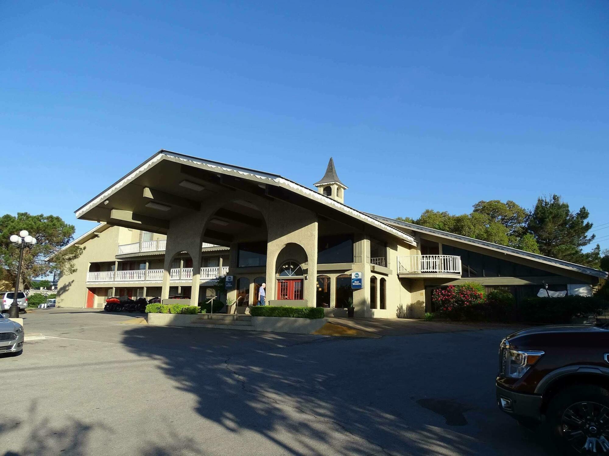 Best Western Sunday House Inn Kerrville Exteriör bild